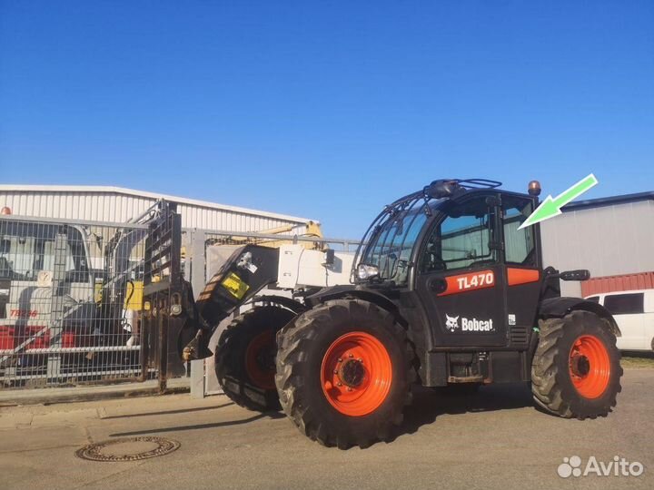 Стекло кузовное заднее левое Bobcat TL360/470