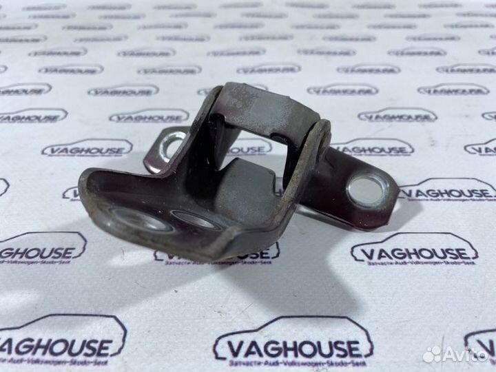 Петля двери передняя левая Mazda 3 BK 1.6 2006