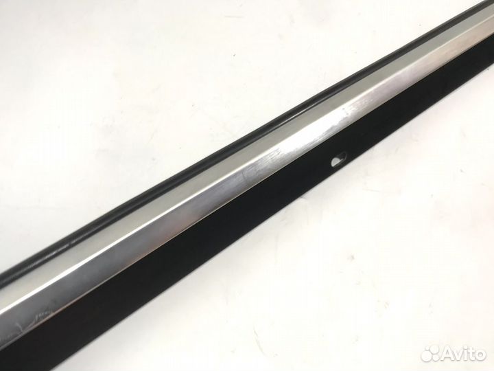 Молдинг передний левый Audi A8 D3