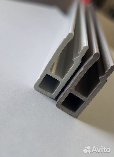 Багет для натяжных потолков