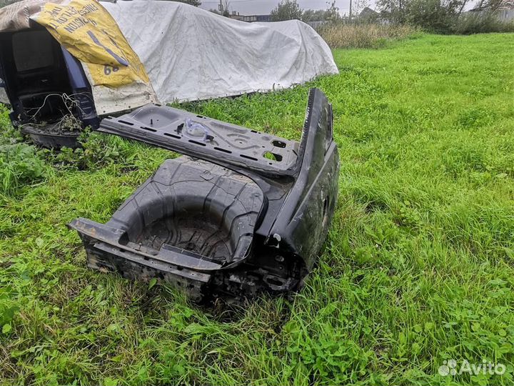 Крыло заднее правое Форд Фокус 1