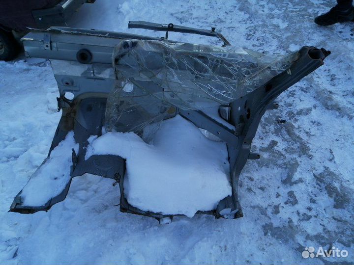 Четверть передний правый Chevrolet Niva