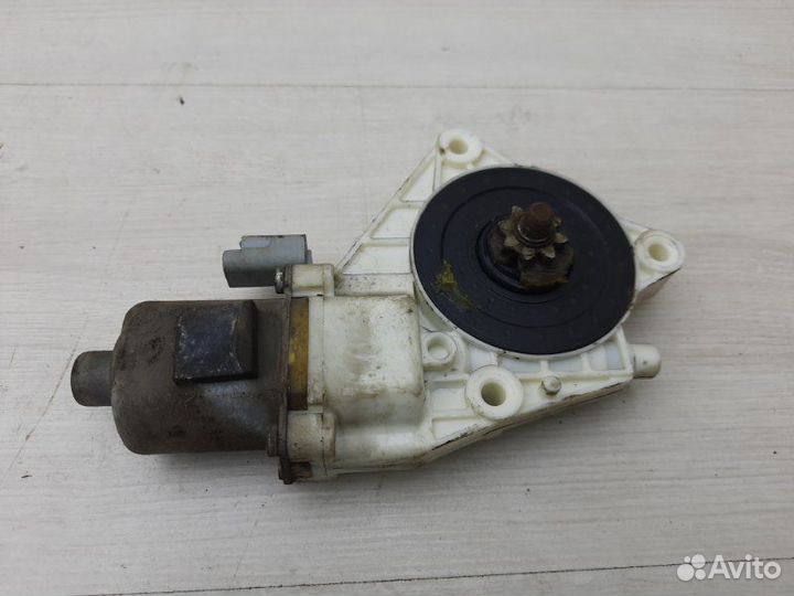 Моторчик стеклоподъемника передний левый левый Kia