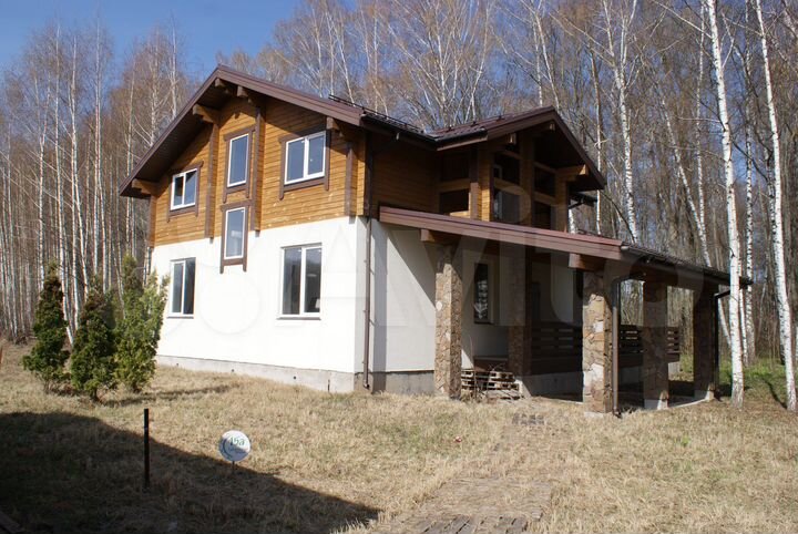 Дом 180 м² на участке 15,9 сот.