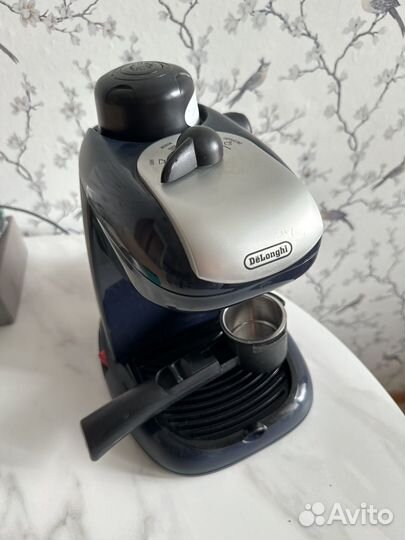 Кофеварка рожковая Delonghi ec 7