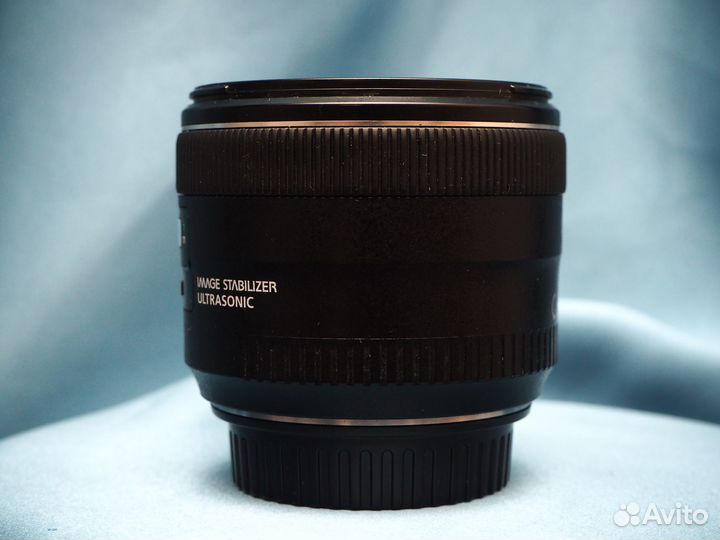 Canon 35mm f/2 IS USM со стабилизатором, в идеале