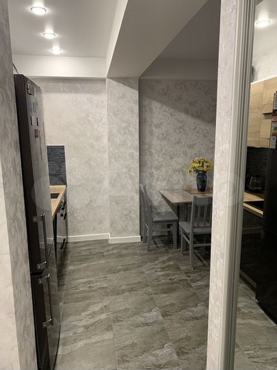 2-к. квартира, 43 м², 2/9 эт.