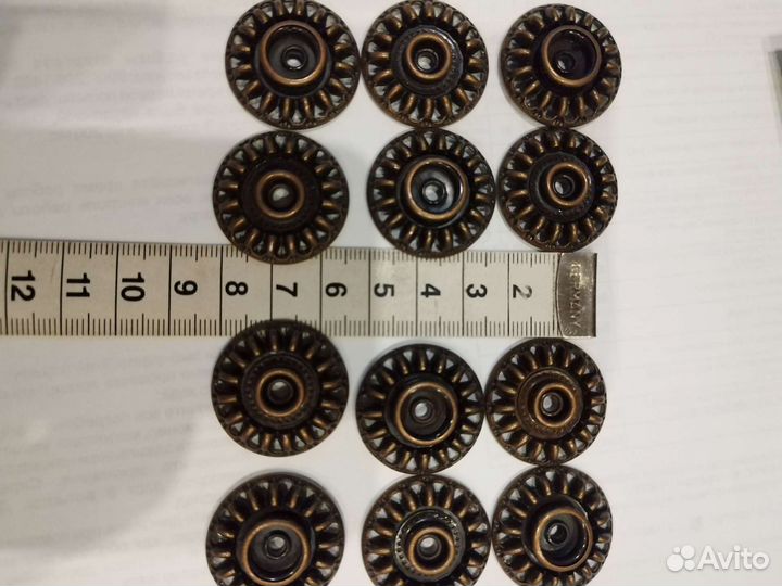 Кнопки пришивные