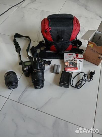 Зеркалка Nikon D80