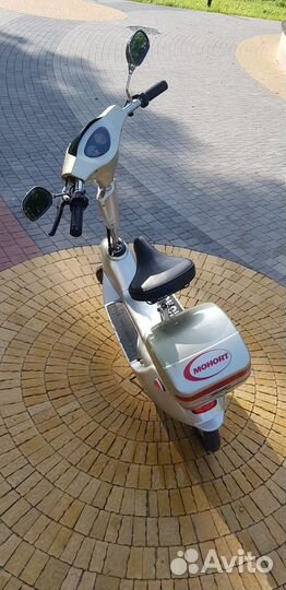 Электрический скутер,электросамокат