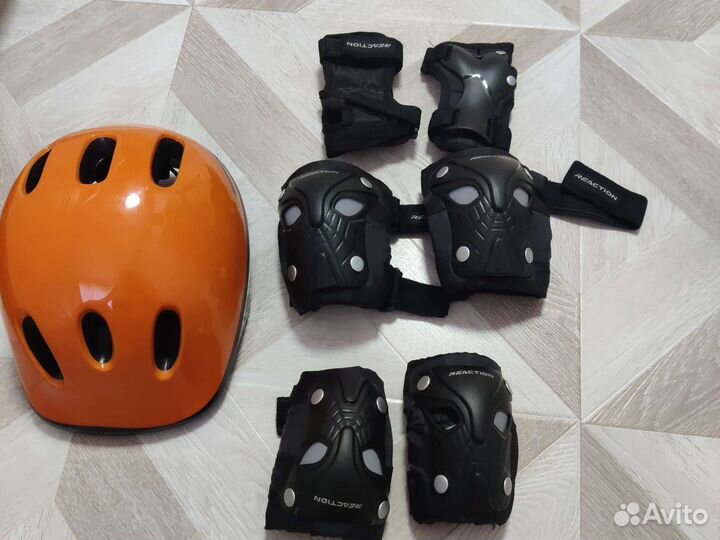 Шлем,защита для роликов