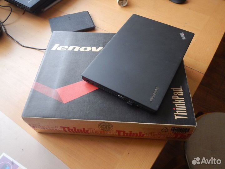 Lenovo ThinkPad X250 Core i3-5010U,8Gb, HDD 500 gb