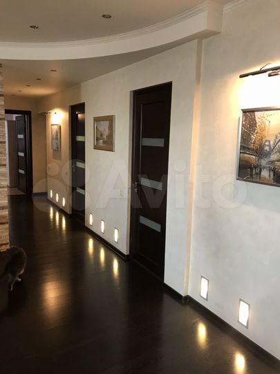 4-к. квартира, 150 м², 10/10 эт.