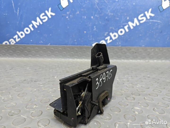 Замок двери задний правый Renault Sandero Stepway