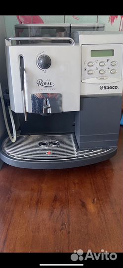 Кофемашина Saeco royal