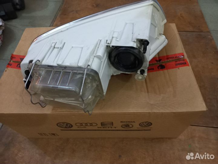 Фара левая skoda octavia a5