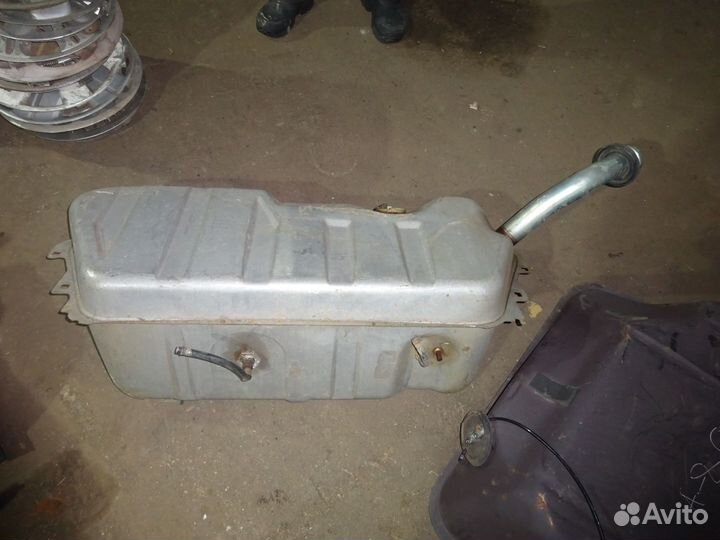 Бак топливный Mercedes W210