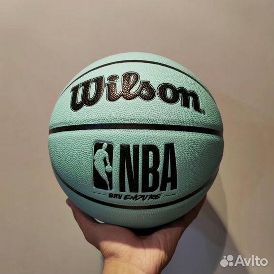 Баскетбольный мяч Wilson 