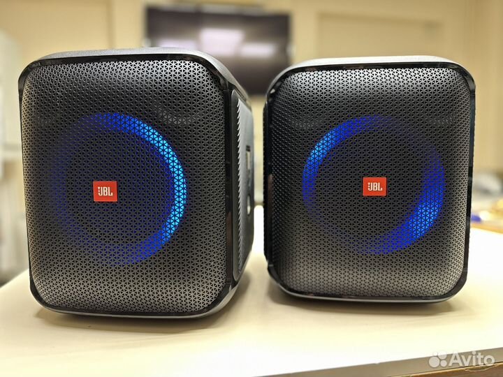 Активные колонки jbl