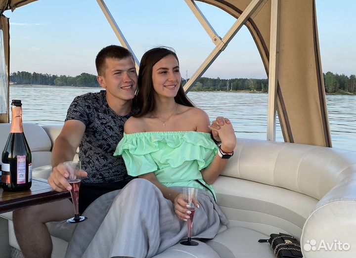 Прогулки на яхте в Новосибирске