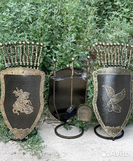 Подставка под шампуры Щит