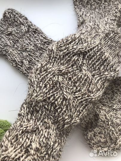 Вязаные носочки ручной работы