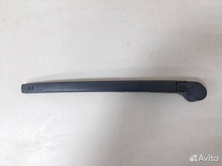 Поводок стеклоочистителя задний Skoda Rapid 2012-2