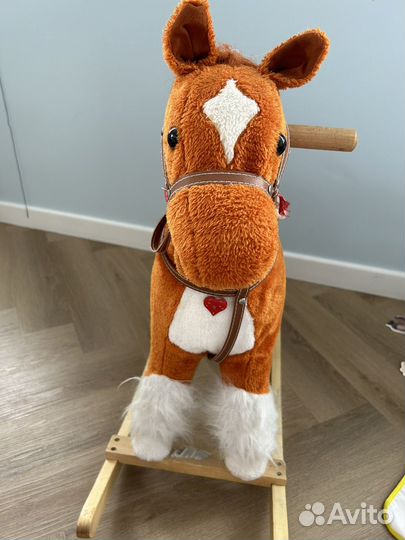 Качалка лошадка музыкальная