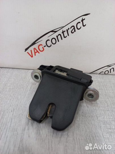 Замок багажника Volkswagen Polo 1.6 2011