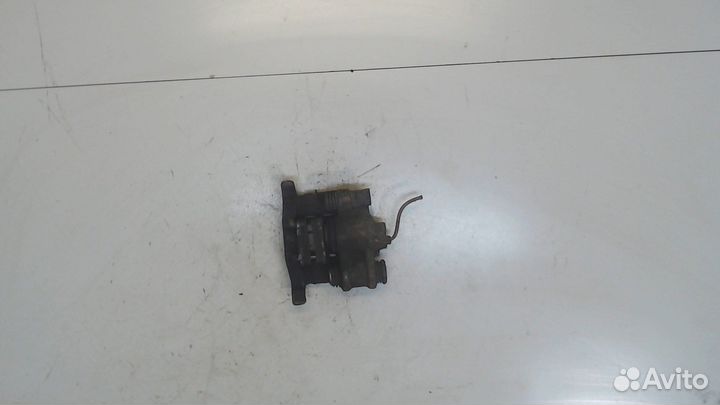 Суппорт Peugeot 406, 2000