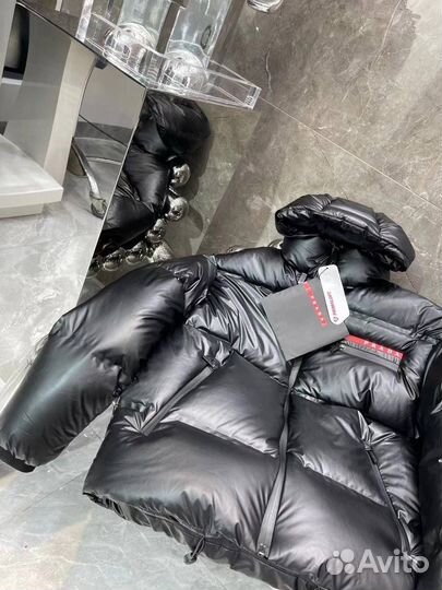 Пуховик prada женский