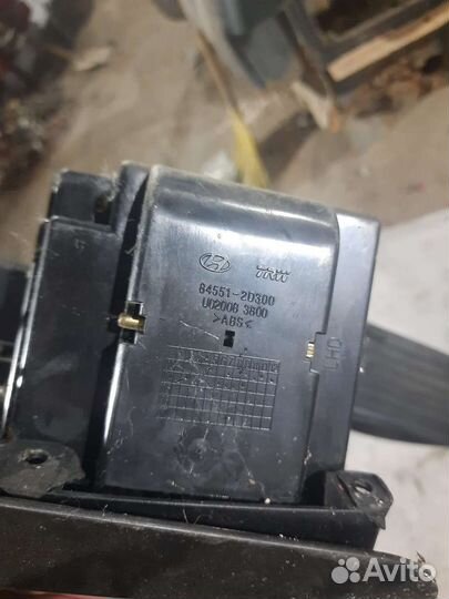 Центральная консоль Hyundai elantra 3