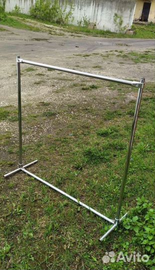 Вешалка для одежды напольная