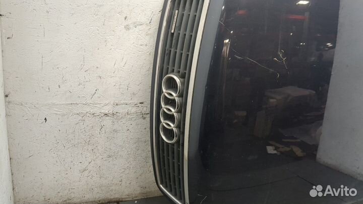 Решетка радиатора Audi A8 (D2), 2001