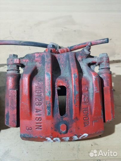 Суппорт передний Toyota Caldina ST215G 3sgte