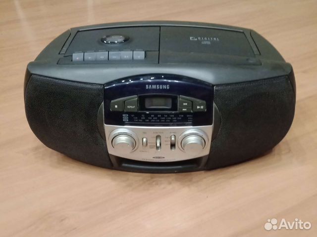 Магнитола Бумбокс Samsung RCD-390 купить в Челябинске | Электроника | Авито