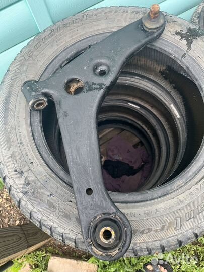 Рычаг передний правый lancer 9