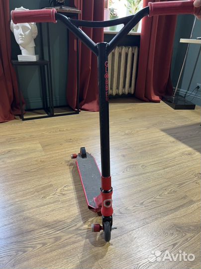 Трюковой самокат