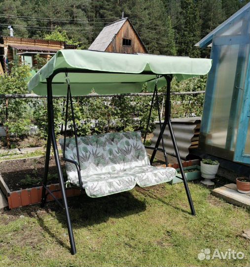 Садовые качели 2-ух местные. Новые