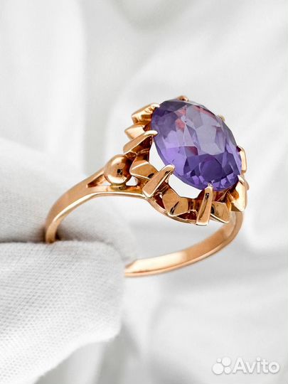 Золотое кольцо с алек. корундом 583 СССР 3.74 гр