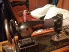 Швейная машинка с электроприводом (педалью )