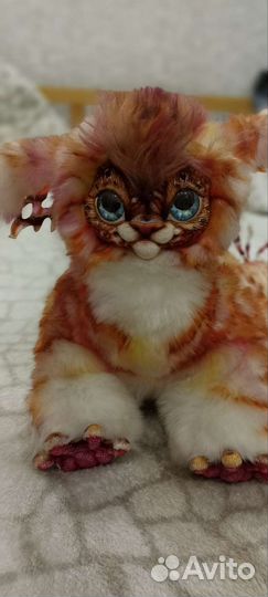 Игрушка ручной работы с мехом и полимерной глиной