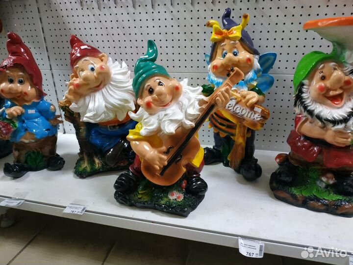 Фигуры гипсовые садовые