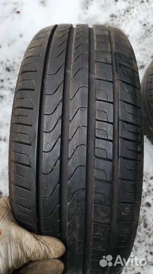 Pirelli Cinturato P7 215/55 R17 98V