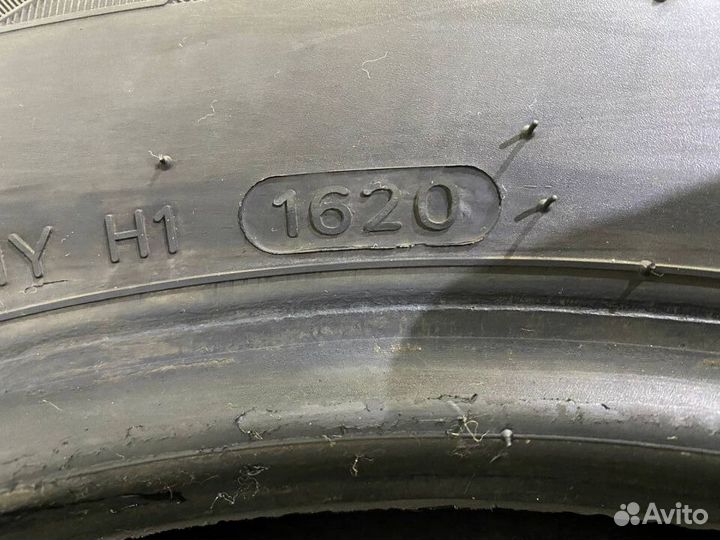 Hankook Winter I'Pike RS2 W429 205/65 R16 95T