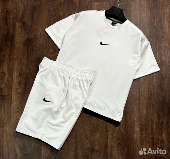 Летний костюм двойка Nike футболка шорты