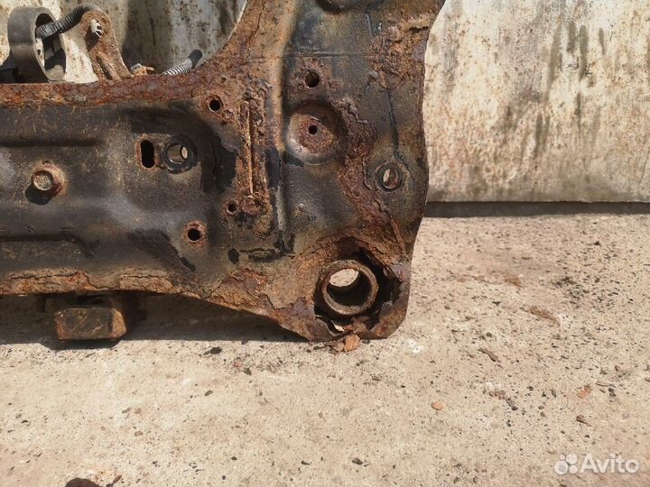 Подрамник передний Ниссан Х-Трейл Т31, Кашкай J10