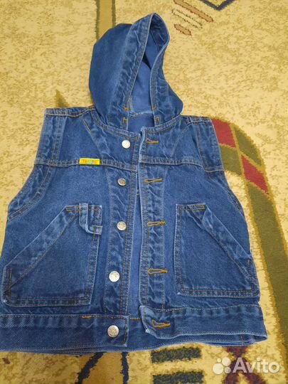 Жилетка джинсовая