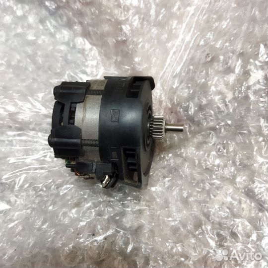 Dewalt dcd791 dcd796 двигататель