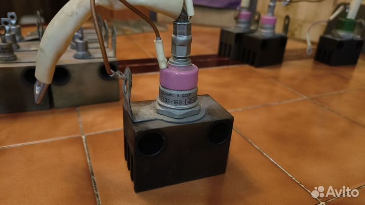 Силовые диоды, тиристоры с радиаторами СССР